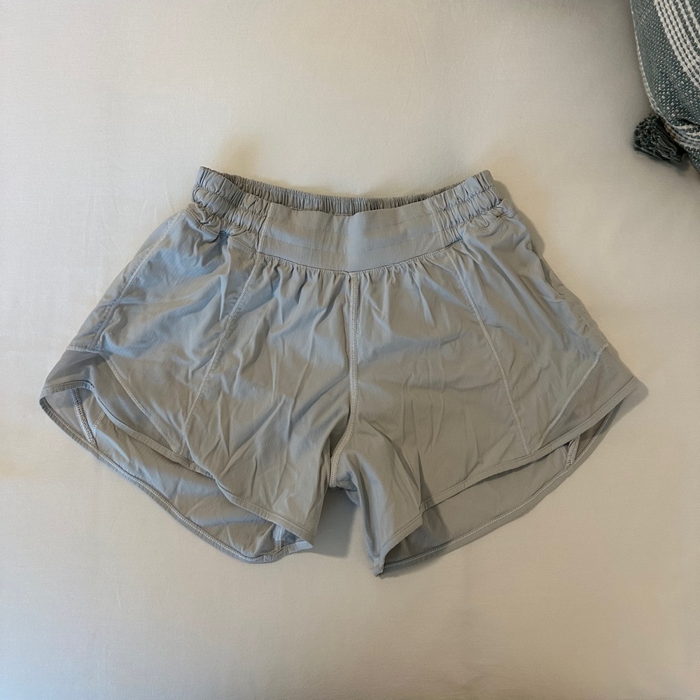 Lululemon shorts size 6